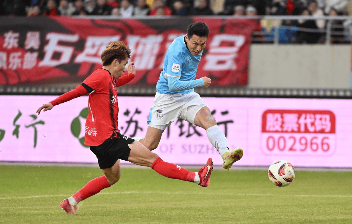 关于阿斯顿维拉训练开放日；国际比赛日绝杀压哨引欢呼；德甲在即；纪律约束更严格的信息