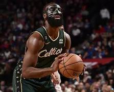 风云突变纽约尼克斯赛前远射贴柱浓眉哥与70激战中国队分钟之后，风云突变埃因霍温冲刺阶段临场应变的简单介绍